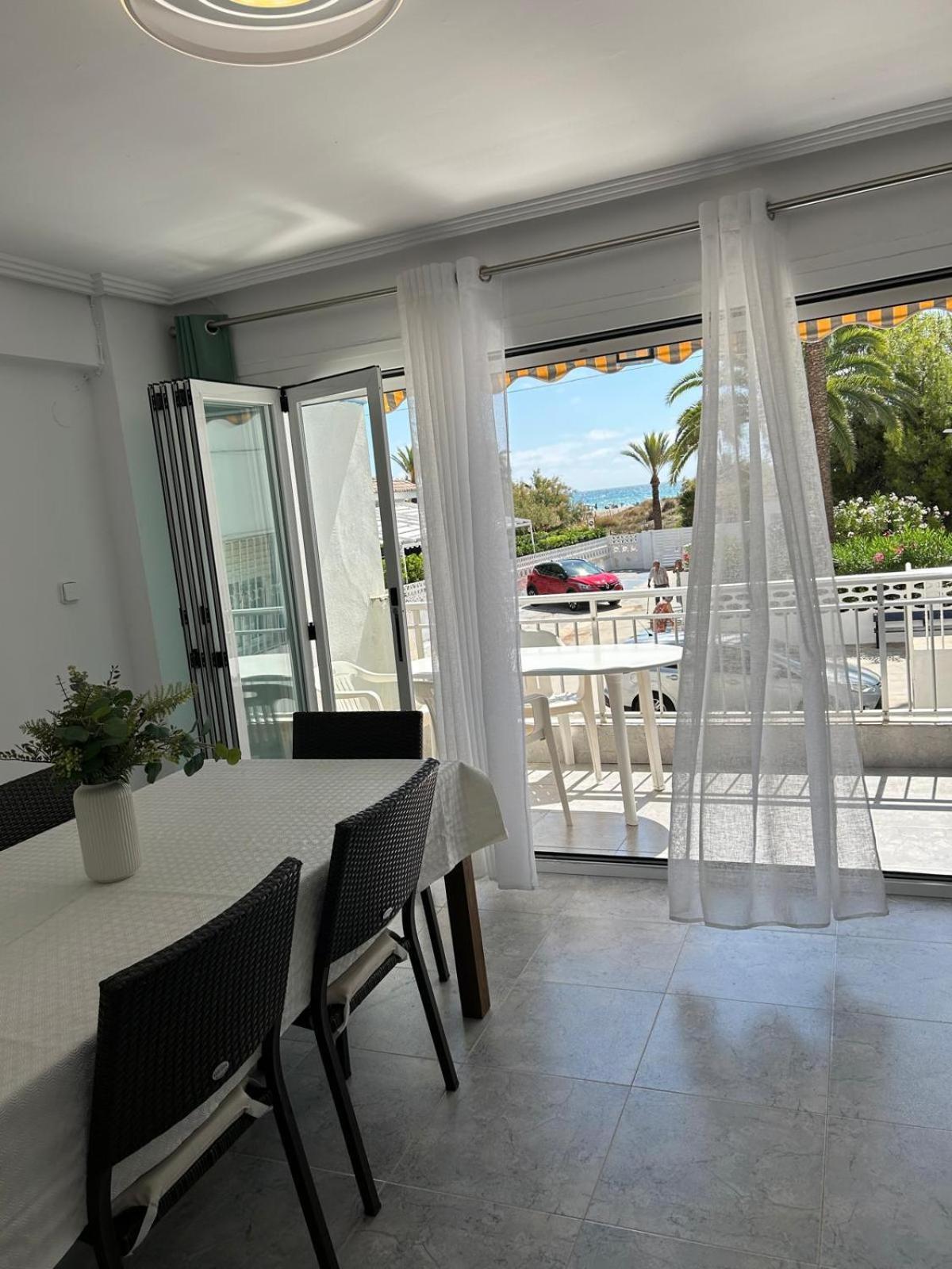 Sea View Apartment, First Line On The Beach, Remote Work Canet d'En Berenguer Exterior foto
